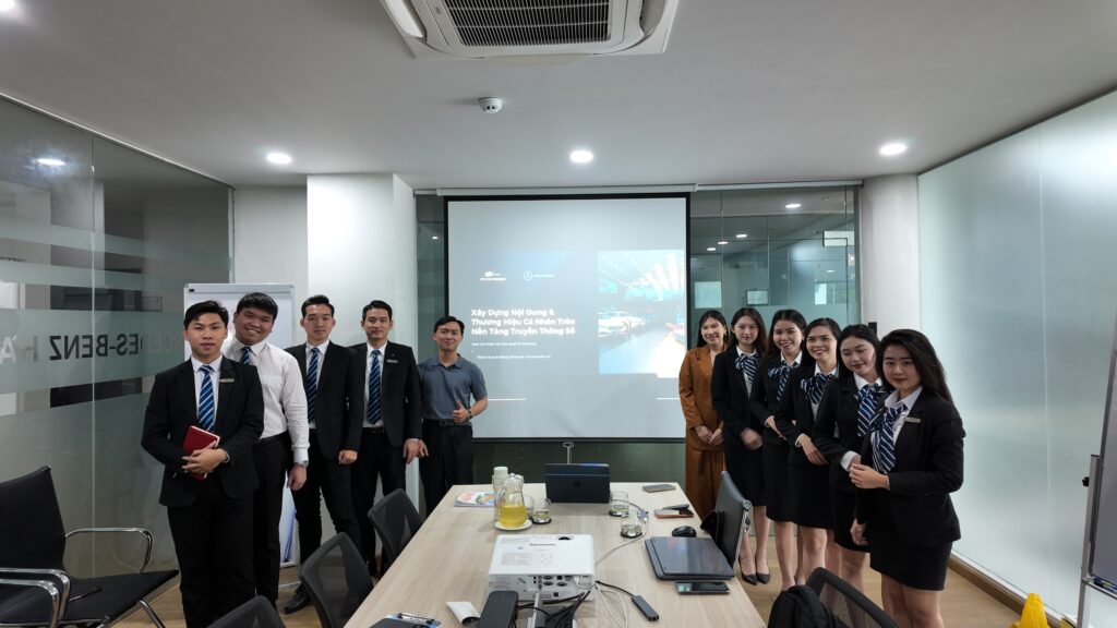 CHƯƠNG TRÌNH ĐÀO TẠO ĐỘC QUYỀN Xây Dựng Nội Dung & Thương Hiệu Cá Nhân Trên Nền Tảng Truyền Thông Số Dành cho Nhân viên Kinh doanh & Marketing Mercedes-Benz Cần Thơ